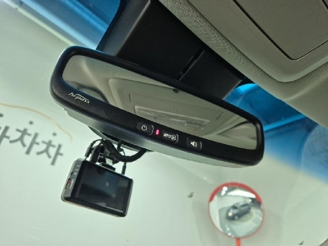 6081000808R16.jpg