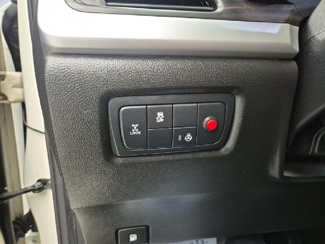 6081501760R18.jpg