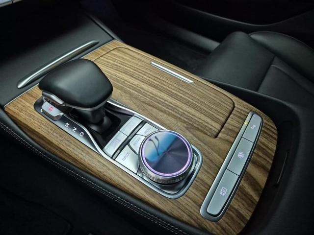 6031500229R8.jpg