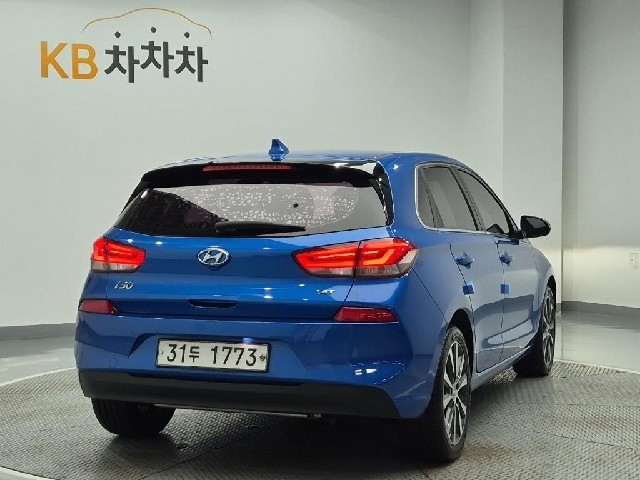 6081500976R3.jpg
