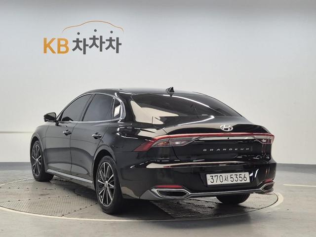 5121000860R2.jpg