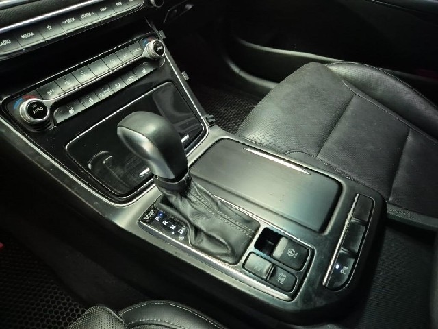 6041002581R8.jpg