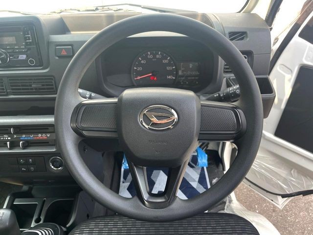 ffbd03641be00ecdf57986e9ecc2837d.jpg