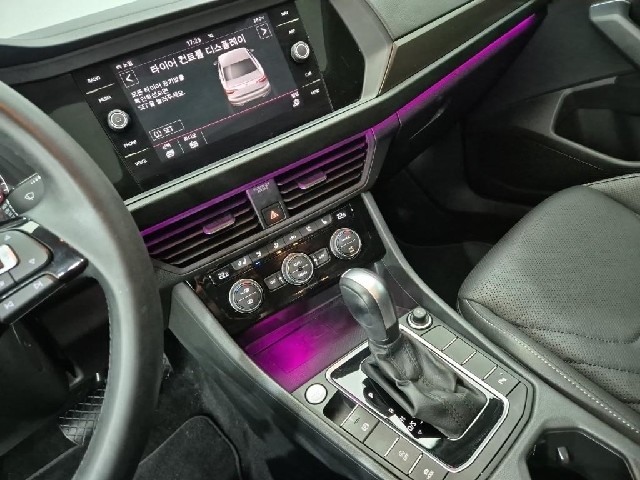 6081501688R10.jpg