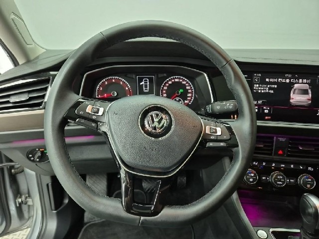 6081501688R9.jpg