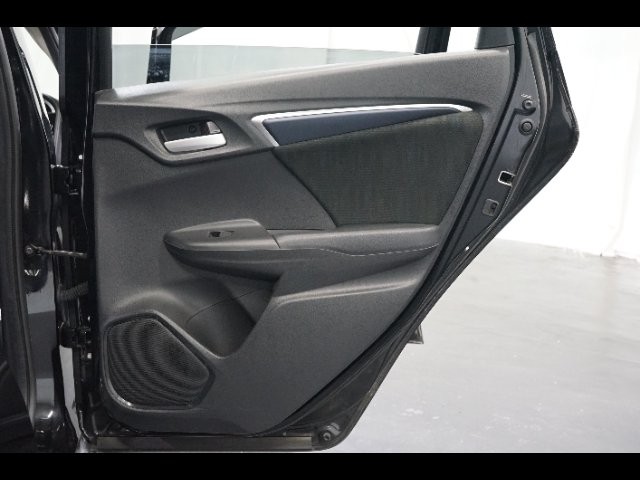 883d80193777f101db5f3f21176cd192.jpg