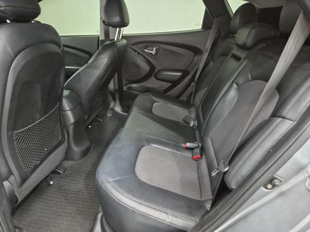 6051001302R12.jpg