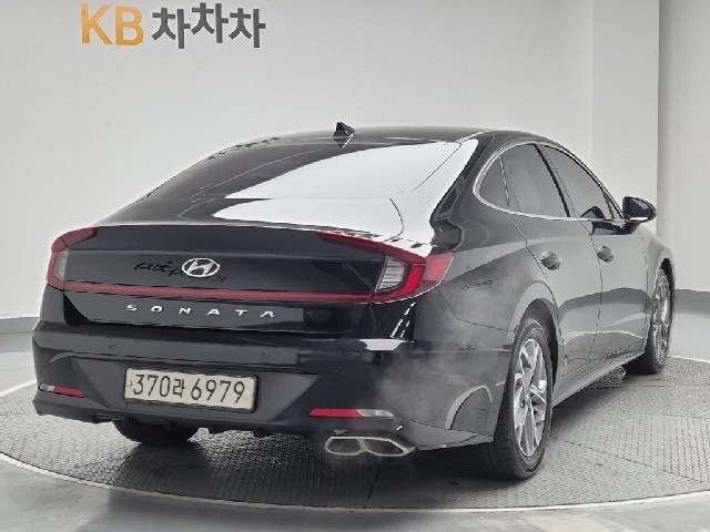 6051000439R3.jpg