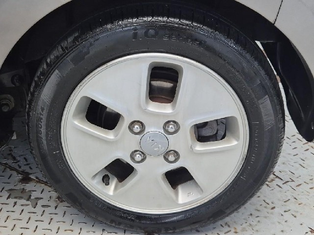6091500362R19.jpg