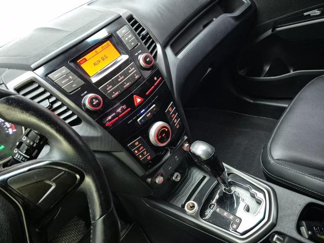 6051000526R10.jpg