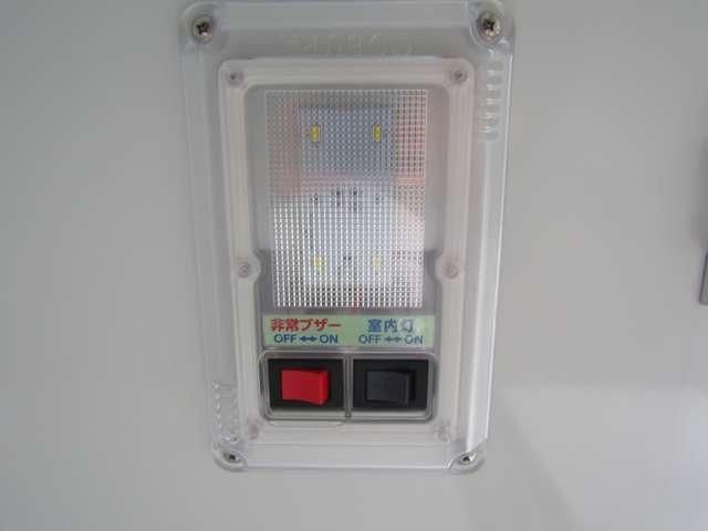 73f9aef164cf8f991722ccda8eda93aa.jpg