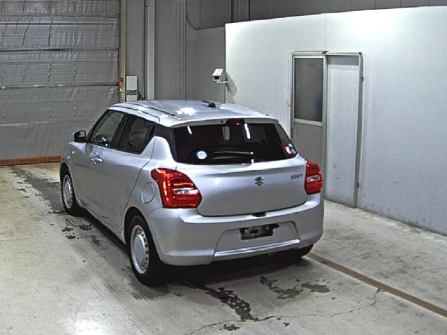 f377fd1b856bb75ce8a525318894ffa8.jpg