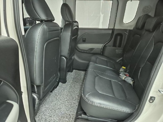 6091000926R12.jpg