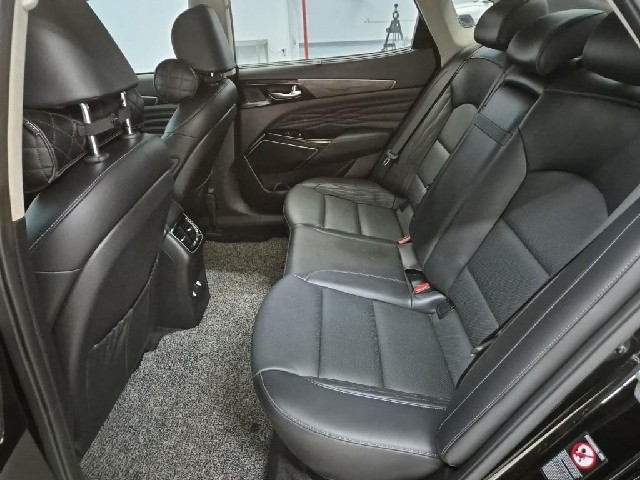 6091500677R12.jpg