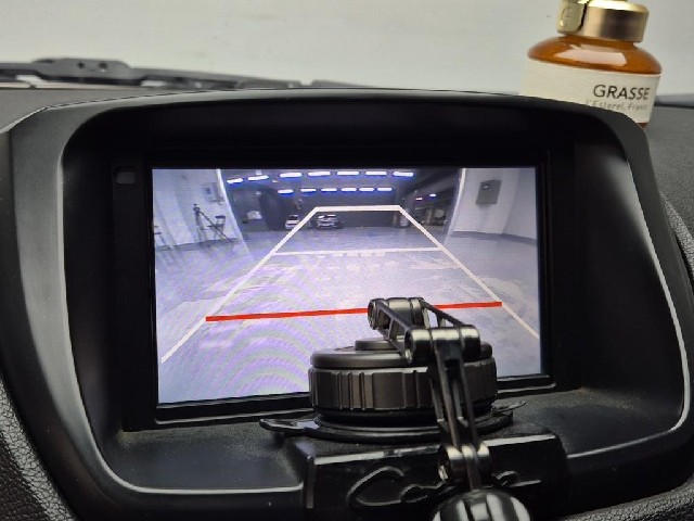 6051000882R15.jpg
