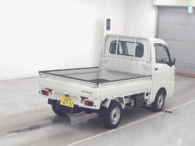 bfbfbb0e9f35b3b4308c71ec487f024e.jpg