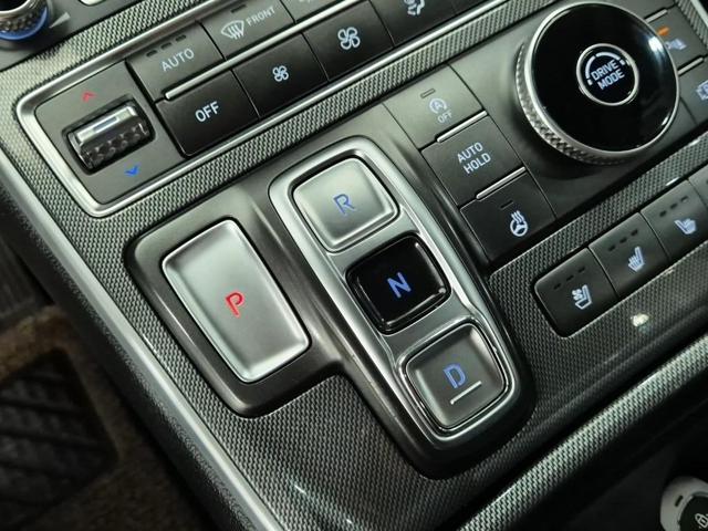 6051002233R8.jpg
