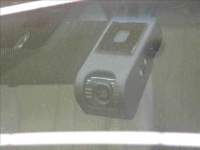 973382e507e515472fc21253da7793b0.jpg