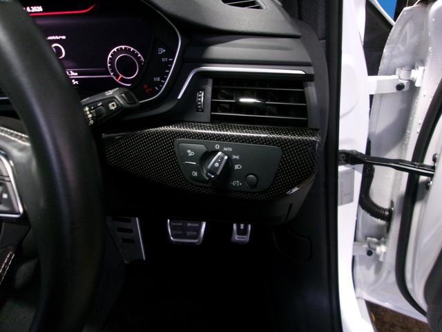 1157418A30260604W00115.jpg