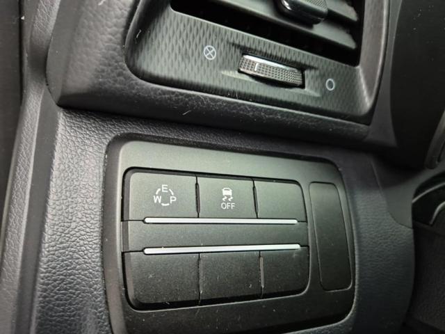 6041000909R18.jpg