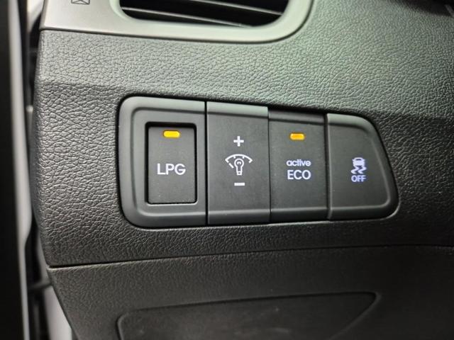 6041000898R15.jpg