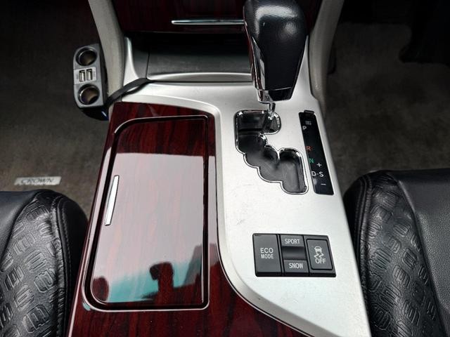0209396A30260313W00116.jpg