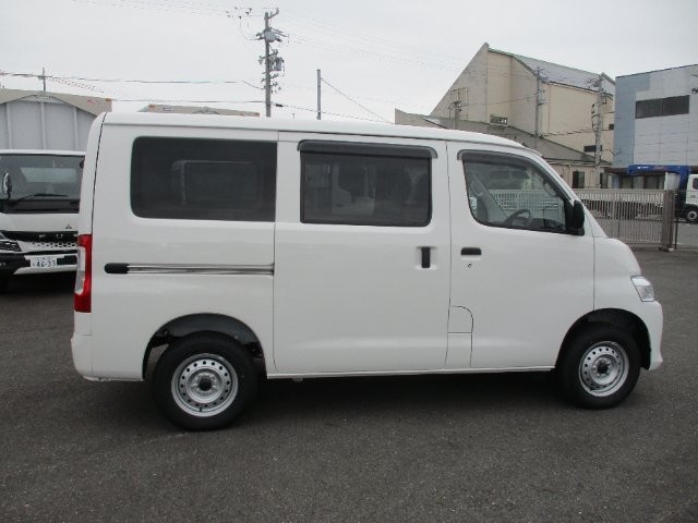 013fcfb3ad4f932bed3e728efec3cf7e.jpg