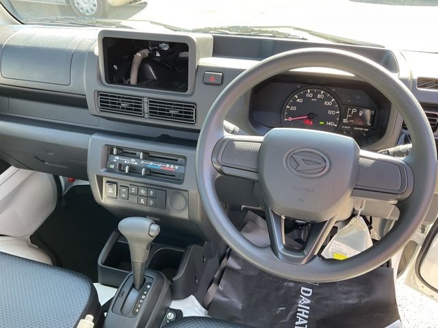 08d464ff700bb23ee313398a28beab81.jpg
