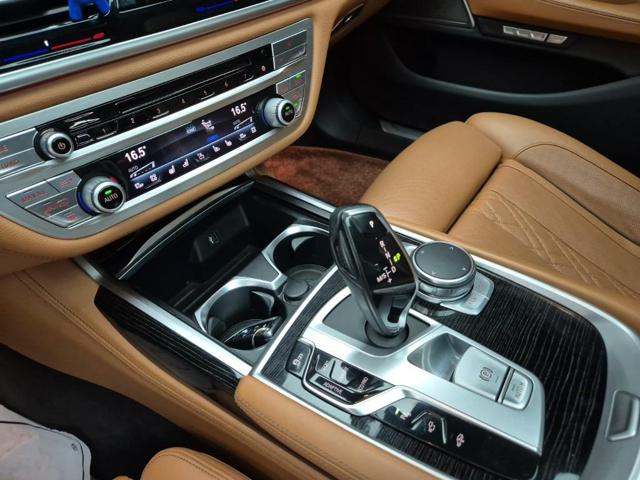 6041002084R8.jpg