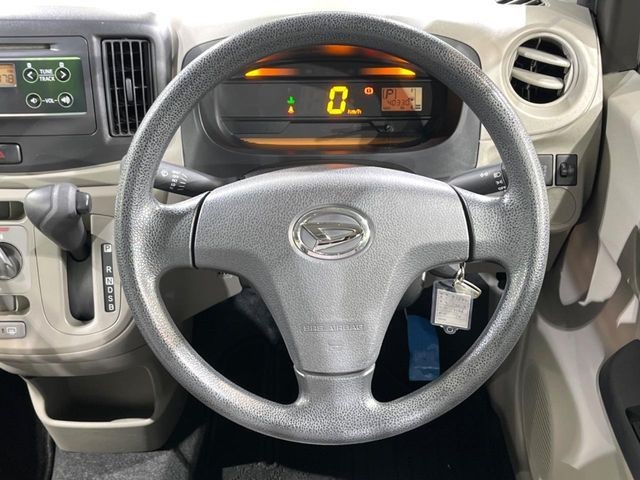 b24ad0d23dbe4b98bf6ba3c62c686372.jpg