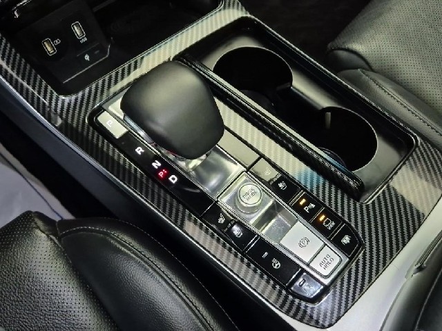 6081501920R8.jpg