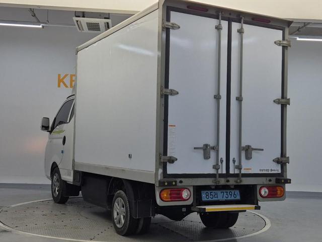 6051500243R2.jpg