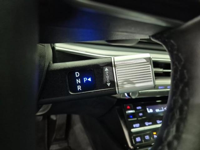 6051001095R8.jpg