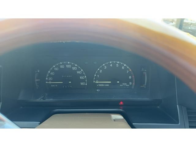 0630013A30261017W00215.jpg