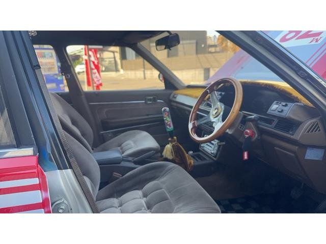 0630013A30261017W00218.jpg