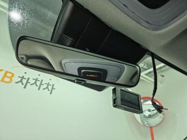 6051000762R15.jpg