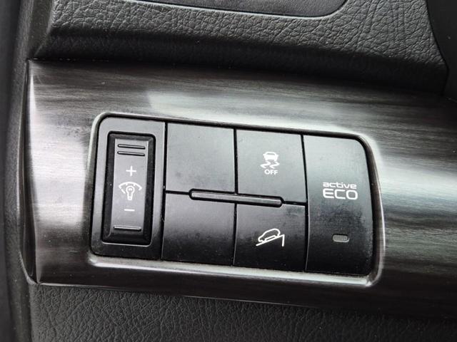 6031000382R18.jpg
