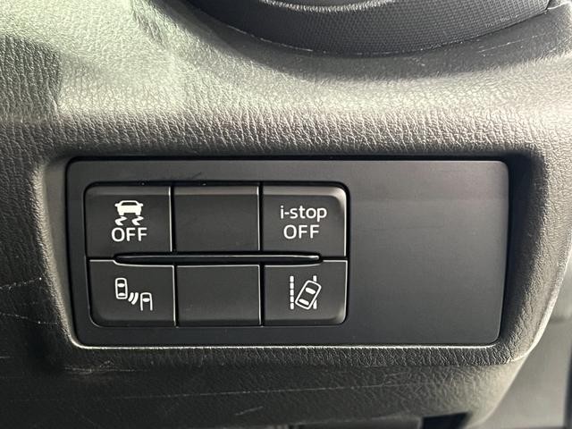 0502713A30261023W00307.jpg