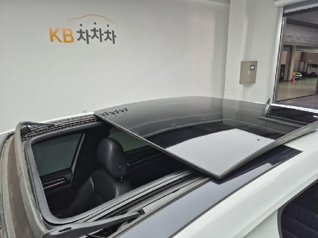 6051000820R13.jpg