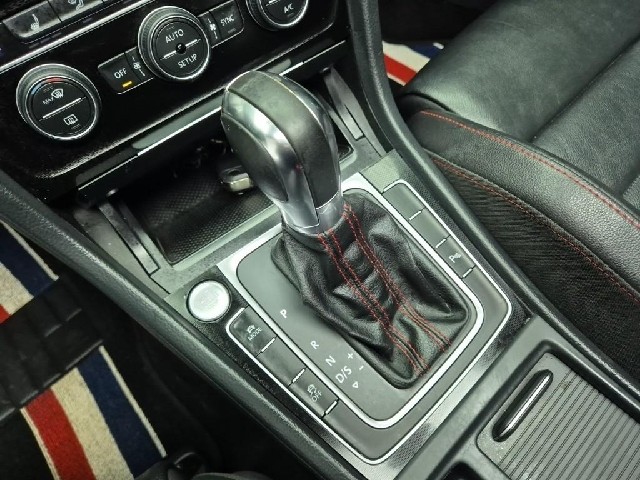6051000820R8.jpg