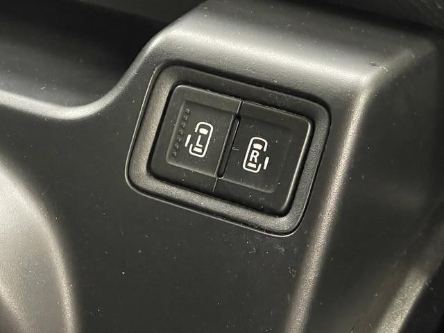 1161052A30261024W00705.jpg