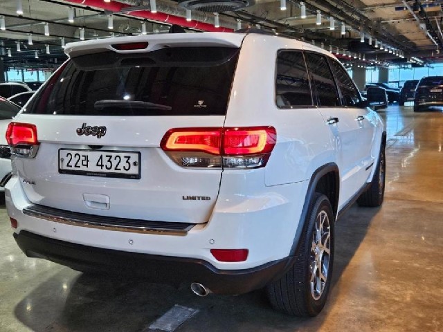 b8b27a4d9f5f7c5cc51f192907f4b211.jpeg