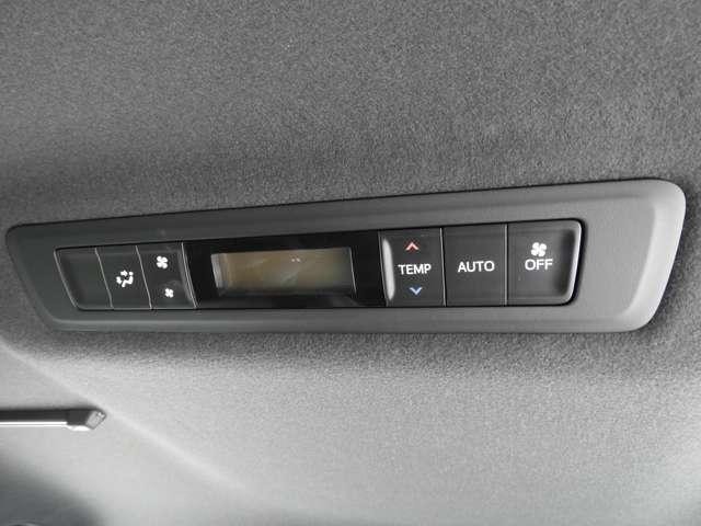 1101573A30261026W05516.jpg
