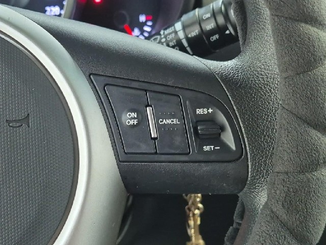 6091501366R15.jpg