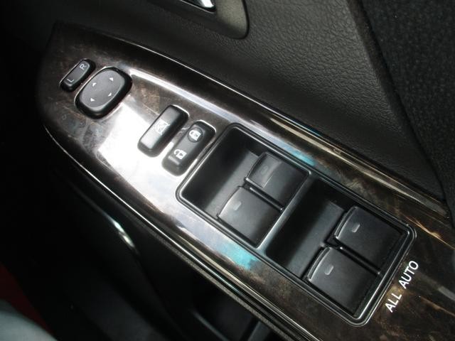 0541040A20260910W00417.jpg