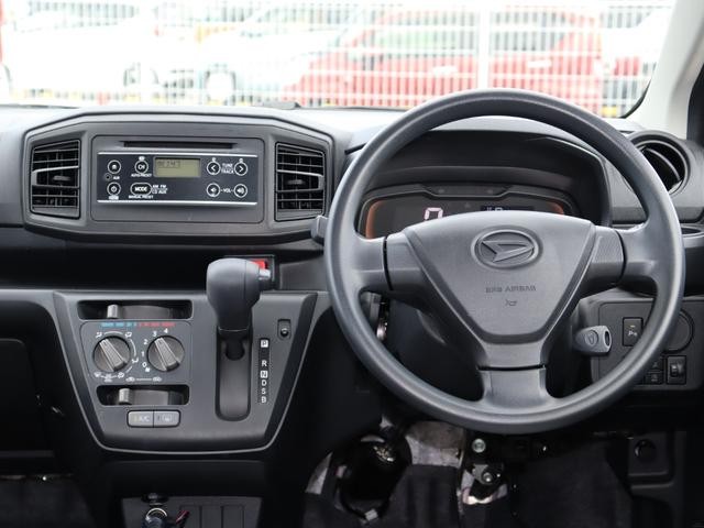 1300998A30261023W00105.jpg