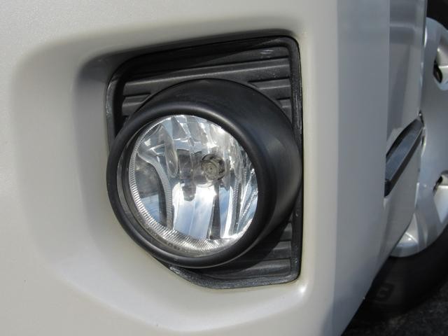 0505254A30261016W00214.jpg