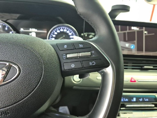 6081000138R16.jpg