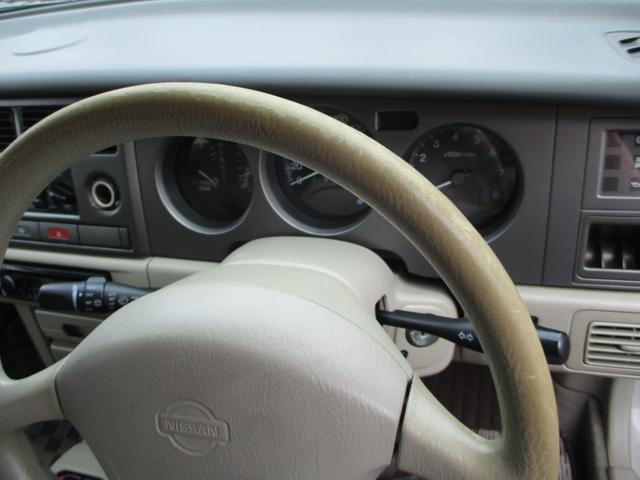 9540062A30260604W00113.jpg