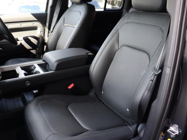 9800349A30260509W00218.jpg